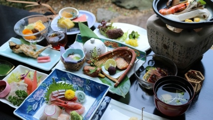 【当館オススメ】板長おまかせお料理プラン◆市場直送！新鮮食材使用♪【個室会食場】